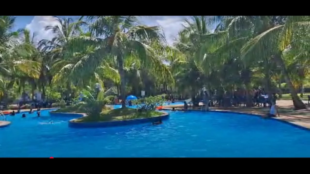 Sunrise beach,Kigamboni(Tanzania).