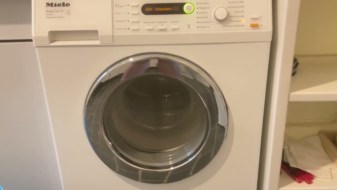Nachschleudern in der Miele W5801 wps       1600 U/Min