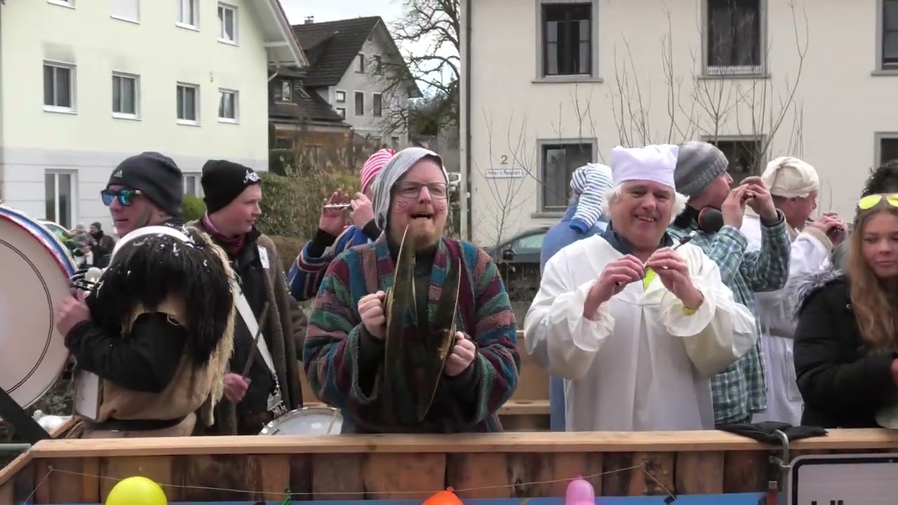 Fasnetsumzug in Laimnau – Teil 1: der Hinweg
