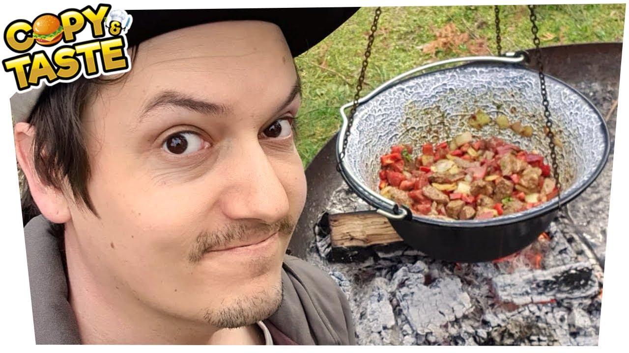 FEUER!! Kesselgulasch in MEINEM GARTEN kochen! 🔥 Copy & Taste