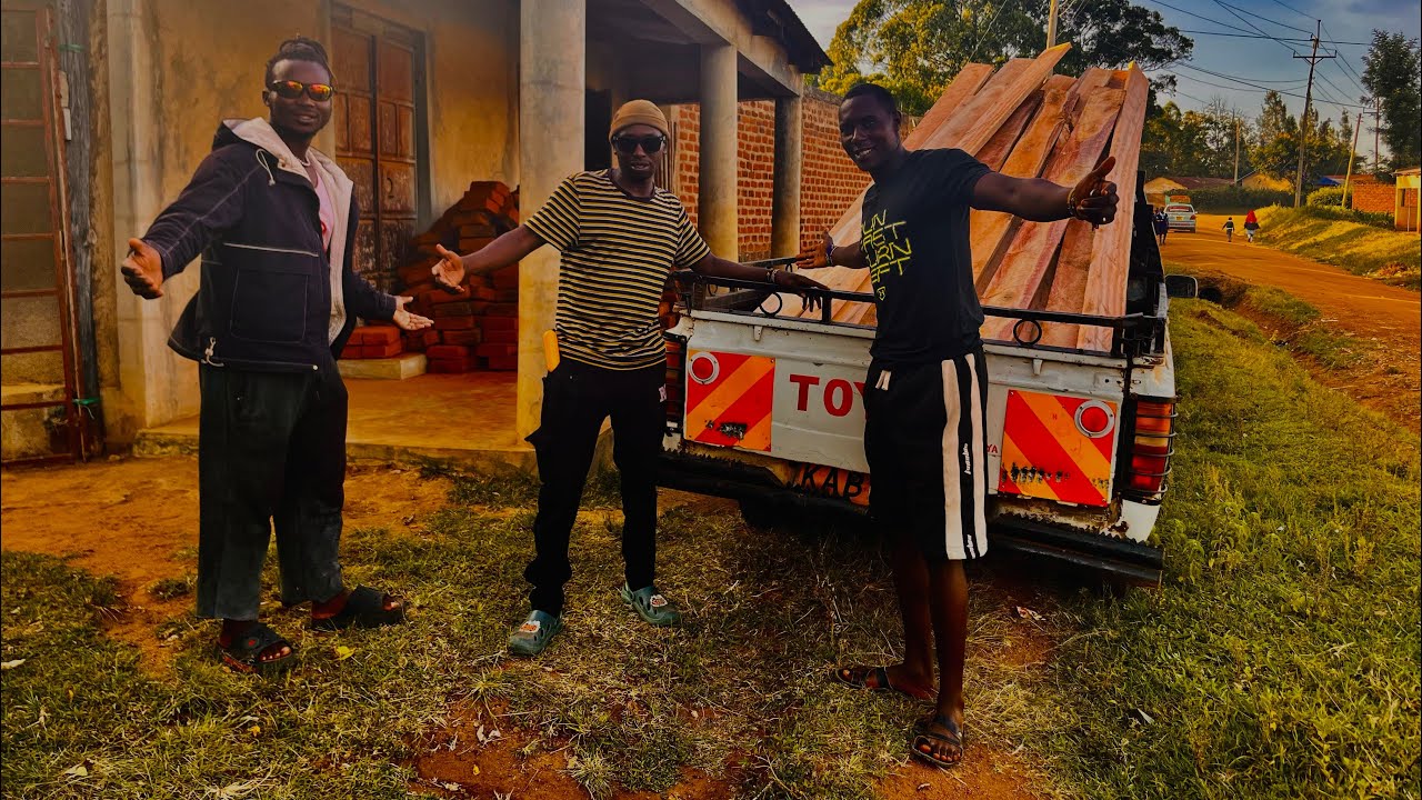 MAX CREATIVE  SPOT IS HERE, DAY 1!!!! WE OFFICIALY START. GET TO KNOW WHAT WE ARE BUILDING