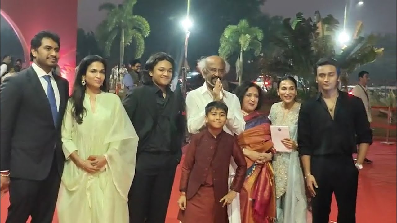 SUPER STAR Rajini Kanth Grand Entry At Closing Ceremony of IFFI 2025 | Goa Festival | Telugu70mm Goa