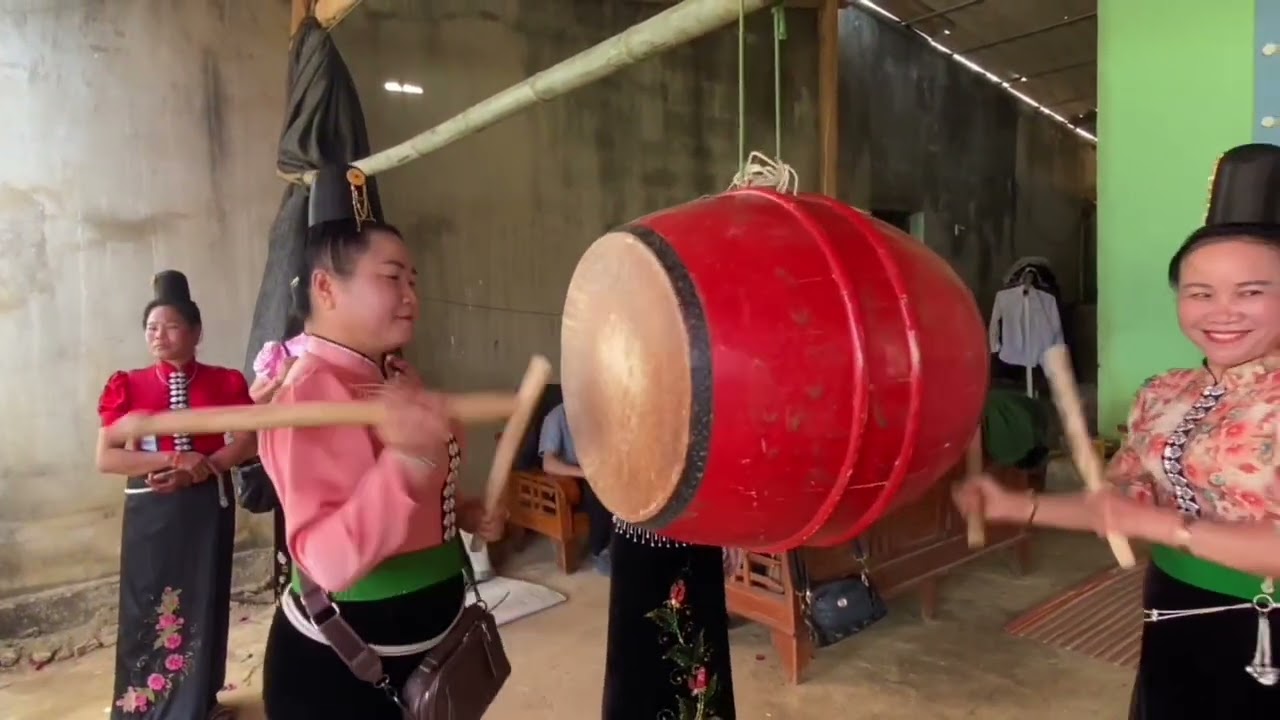 Nhiều anh chị em đi thăm Tếi anh Hoa Nhài vui lắm 