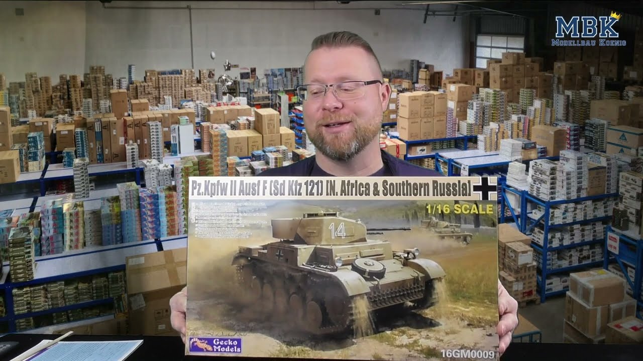 MBK packt aus SPEZIAL - 1:16 Panzer II Ausf.F North Africa & Italian Front (Gecko Model 16GM0009)