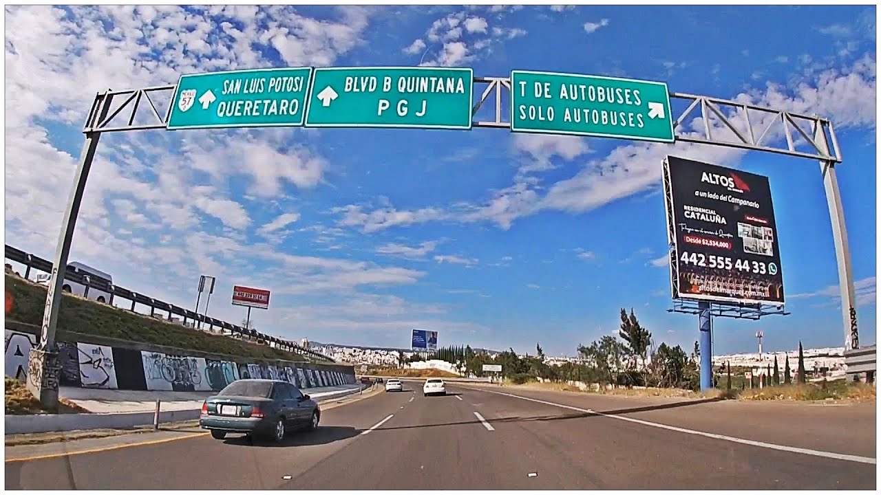 Manejando Por Quer&eacute;taro