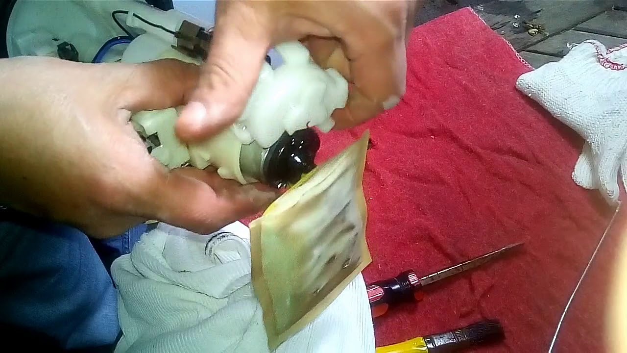 Accord, Limpieza y mantenimiento del sedazo de la bomba de gasolina