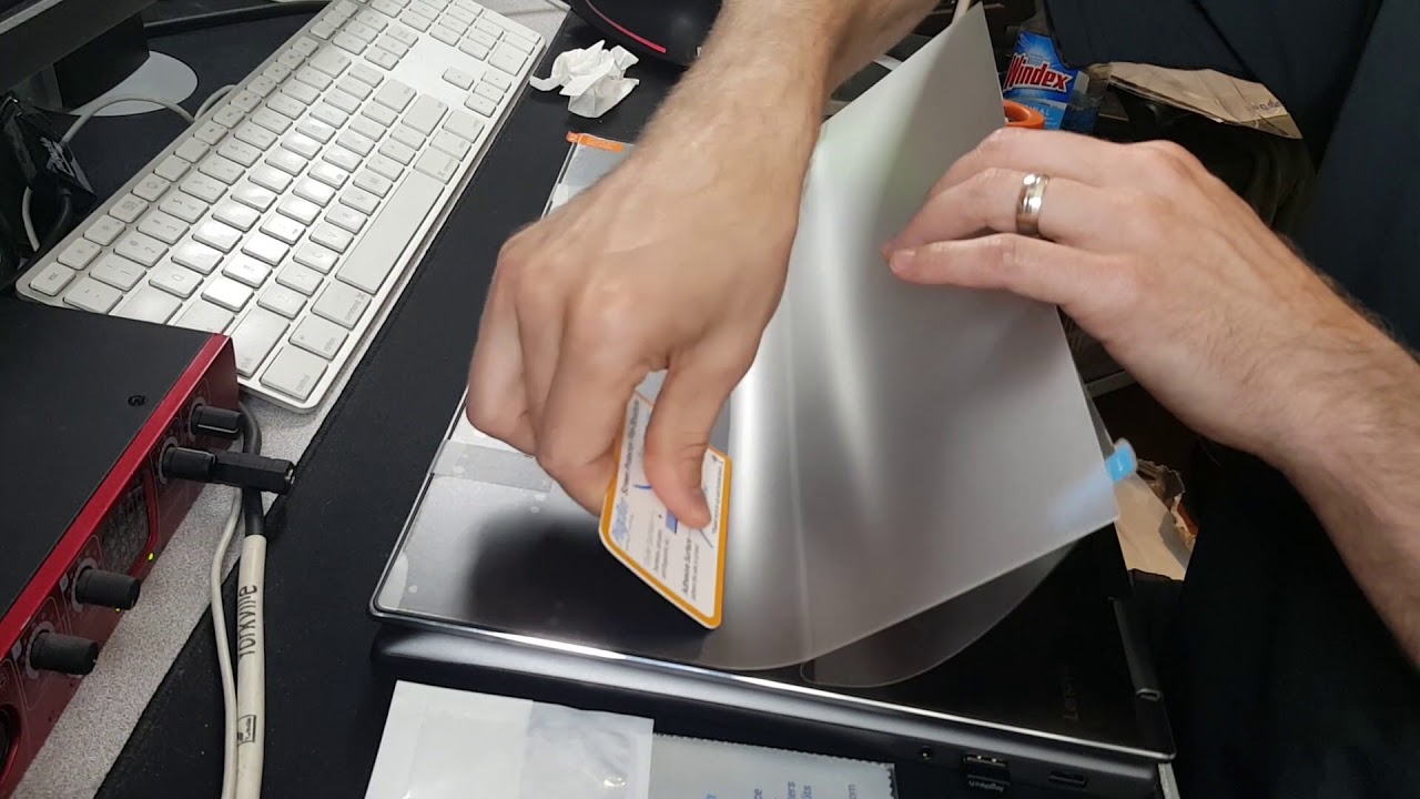 How To Apply Screen Protector on Yoga 720 15.6