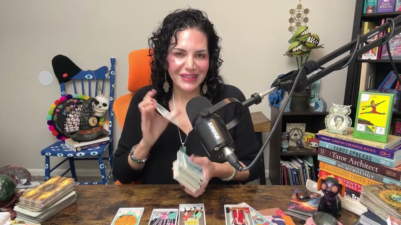 Скорпион: ждите внезапных денежных перемен! 💵 (Таро «Карьера и деньги»)