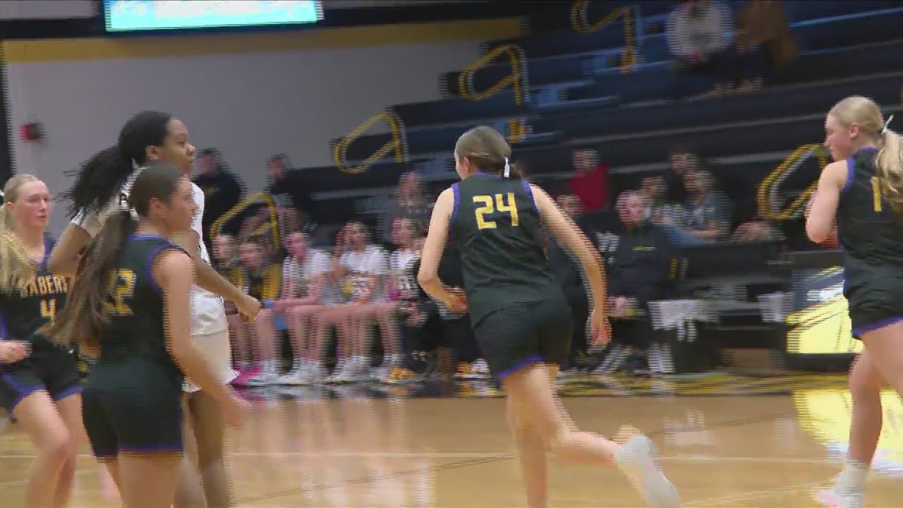 Central De Witt Girls win 46-44 at Bettendorf