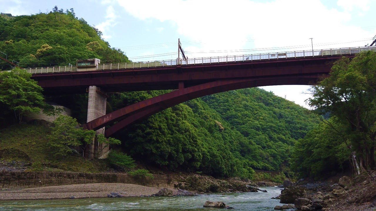 [4K] An Underrated Gem in the Mountains of Kyoto || 保津峡駅 Hozukyo Station