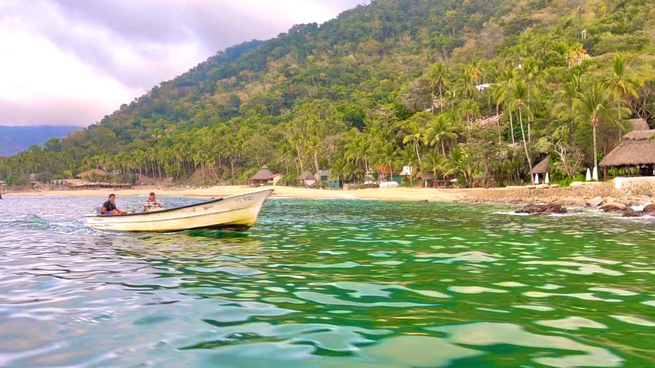 Así es la playa Las Ánimas en Puerto Vallarta #puertovallarta 