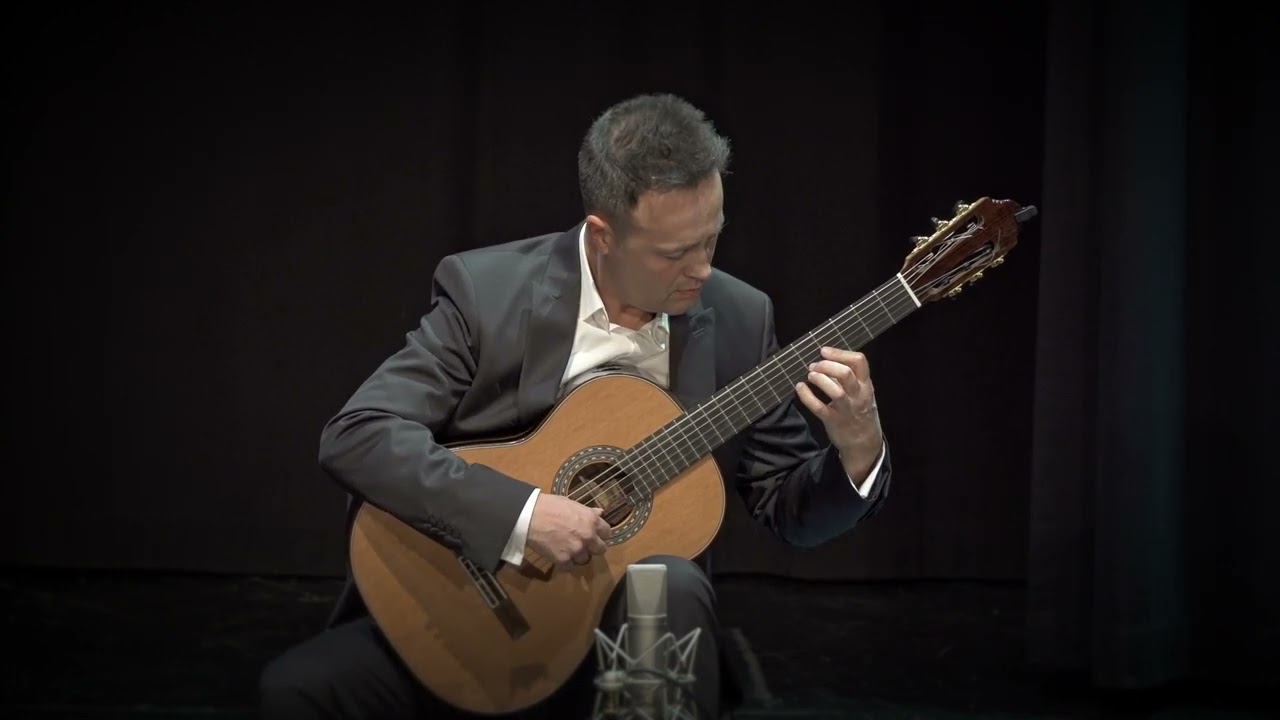 Recuerdos de la Alhambra by Francisco Tárrega - David martínez, guitarra
