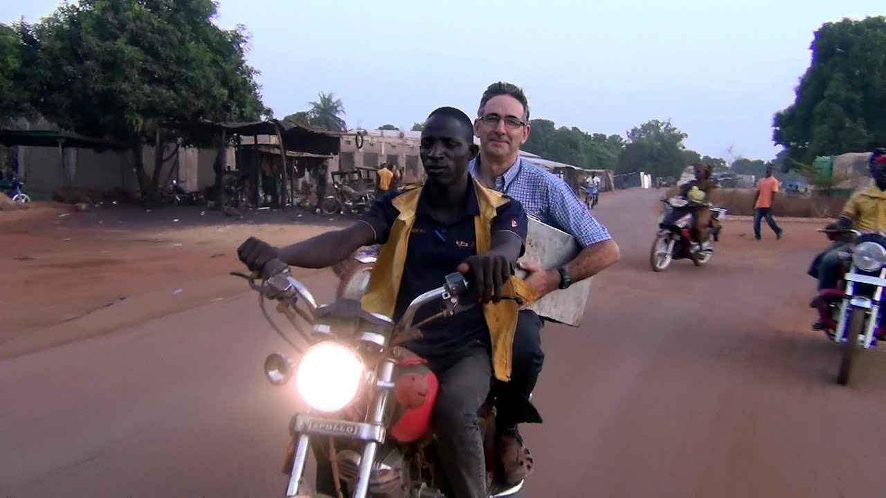 Siguiri 2015 - Taxi-moto de Siguiri à Saint Alexis (Guinée Conakry)