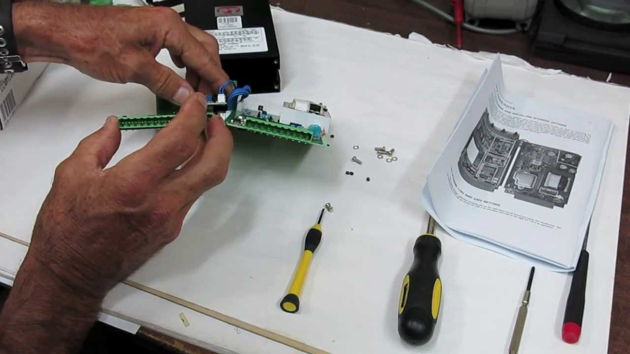 Fitting a PT200MI analogue option.