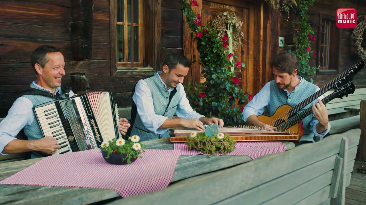 Leukentaler Stubenmusik - 900er Marsch (Offizielles Video)