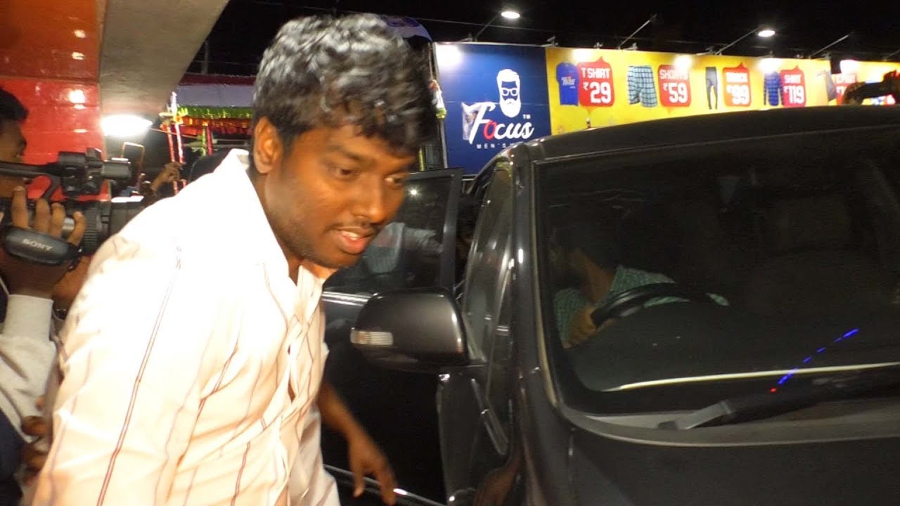 DIR Atlee and team joins Bigil FDFS celebrations l Vijay | kollyinfos