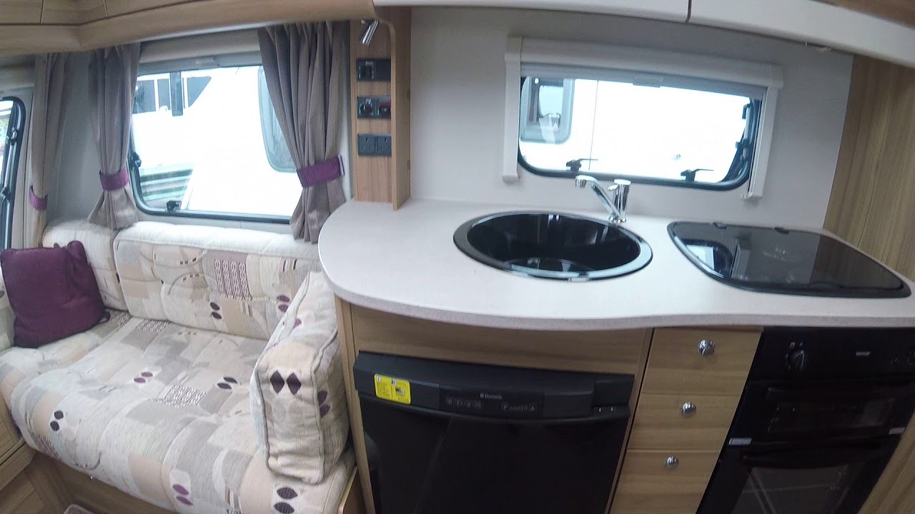 www.thecaravancompany.com present: 2014 Elddis Chatsworth 550  FC14256