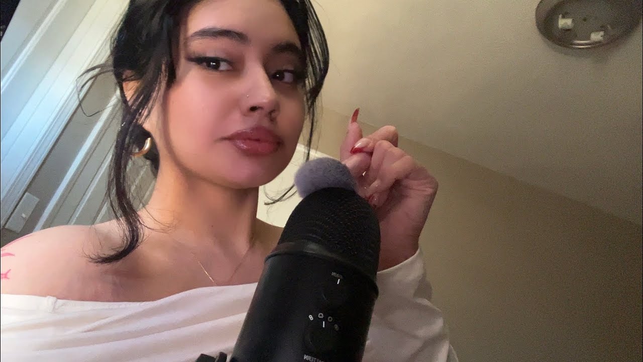 Exploring ASMR TRIGGERS💤😴