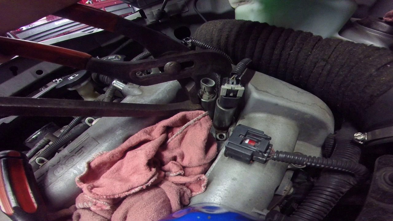 chevy 2.4  vvt solenoid replacment (HHR)