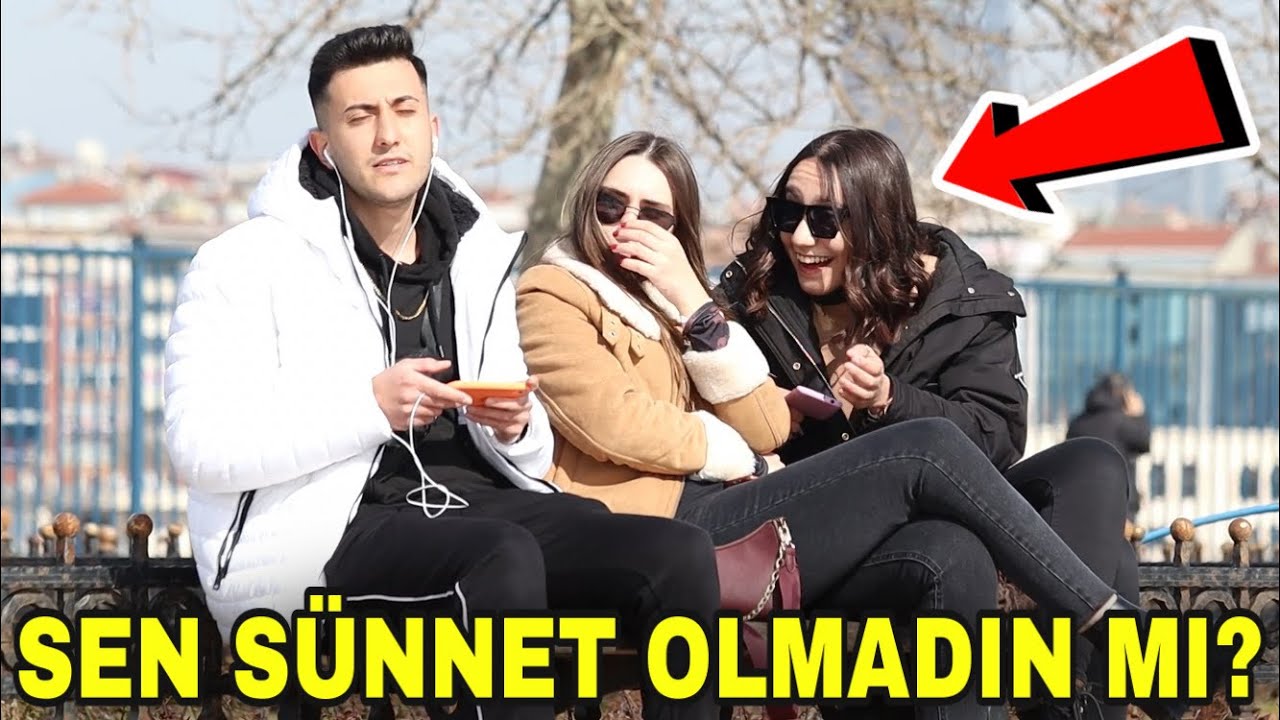 KIZLARIN YANINDA SÜNNET OLMAK - ABSÜRT KOMİK TELEFON ŞAKASI