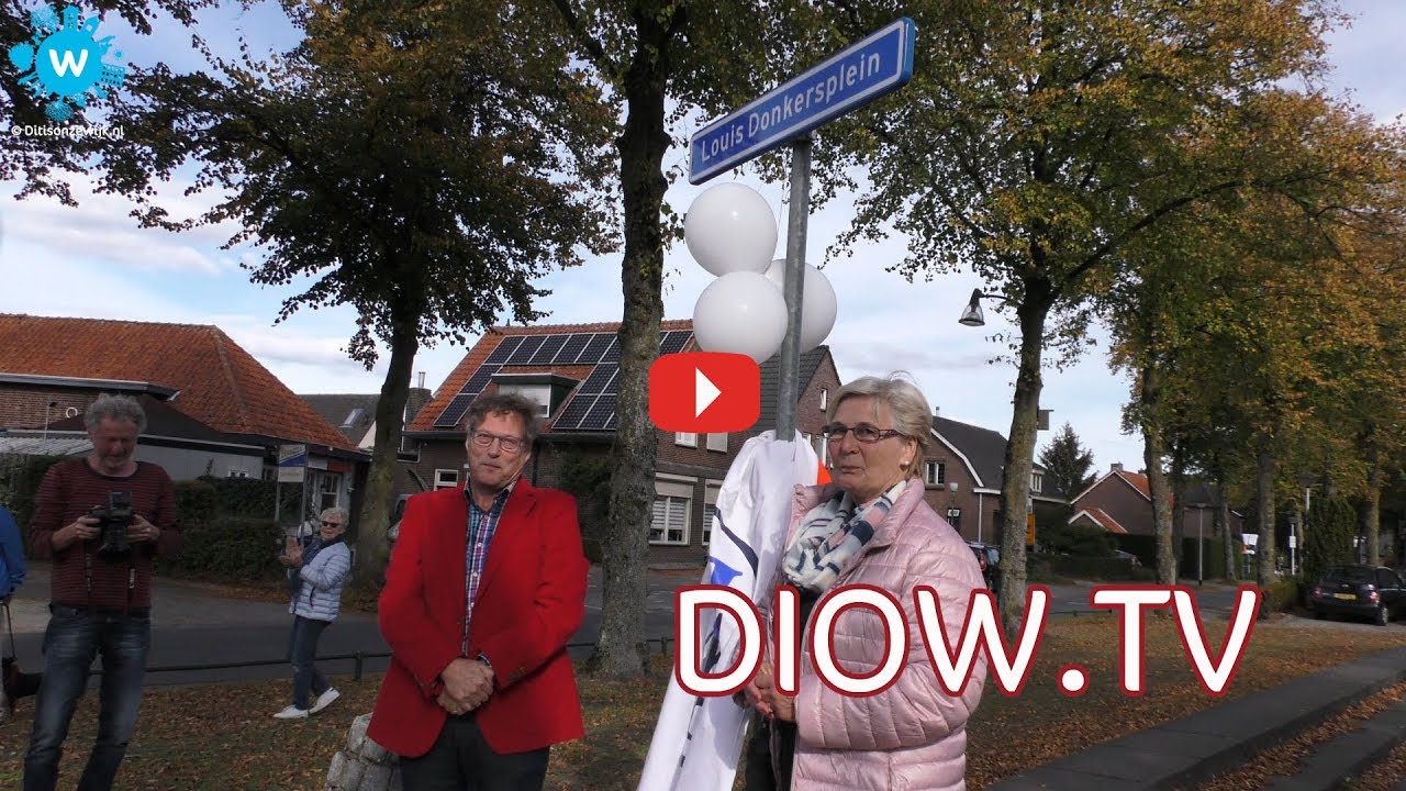 Onthulling van nieuwe straatnamen in Brouwhuis