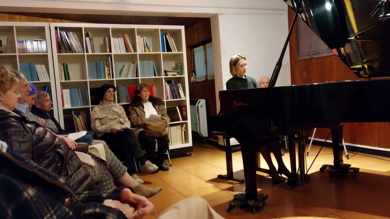 Dina Pysarenko live at 