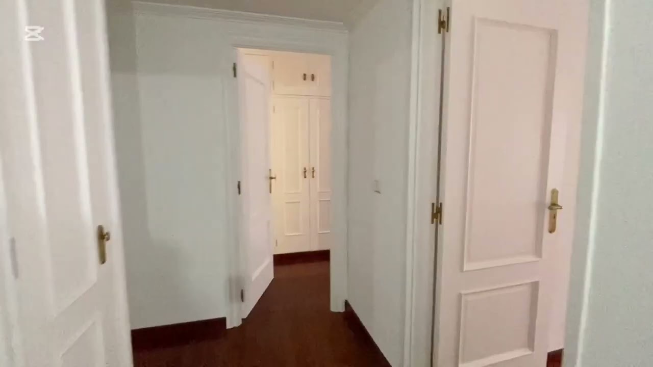 PISO EN VENTA EN SANTIAGO DE COMPOSTELA!