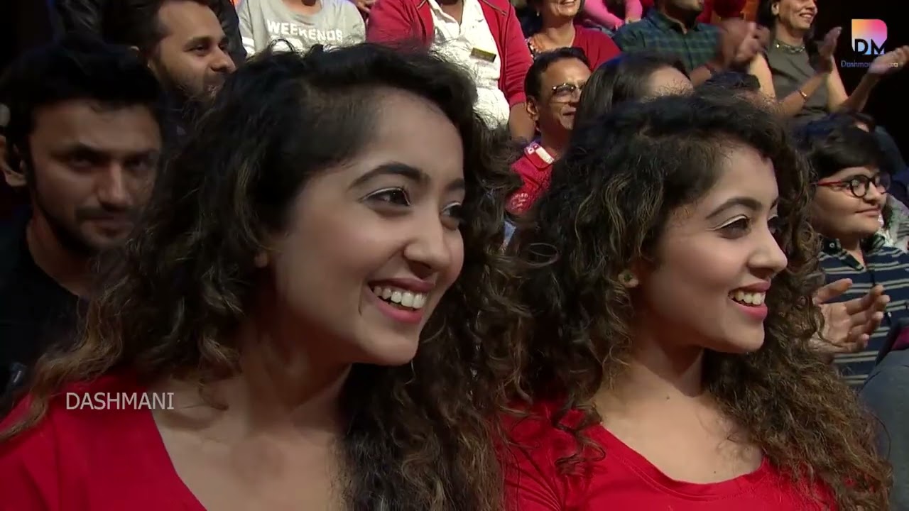 Kapil Flirting With Saiee Manjrekar Without Hesitation In Front Of Salman Khan | Sonakshi Sinha
