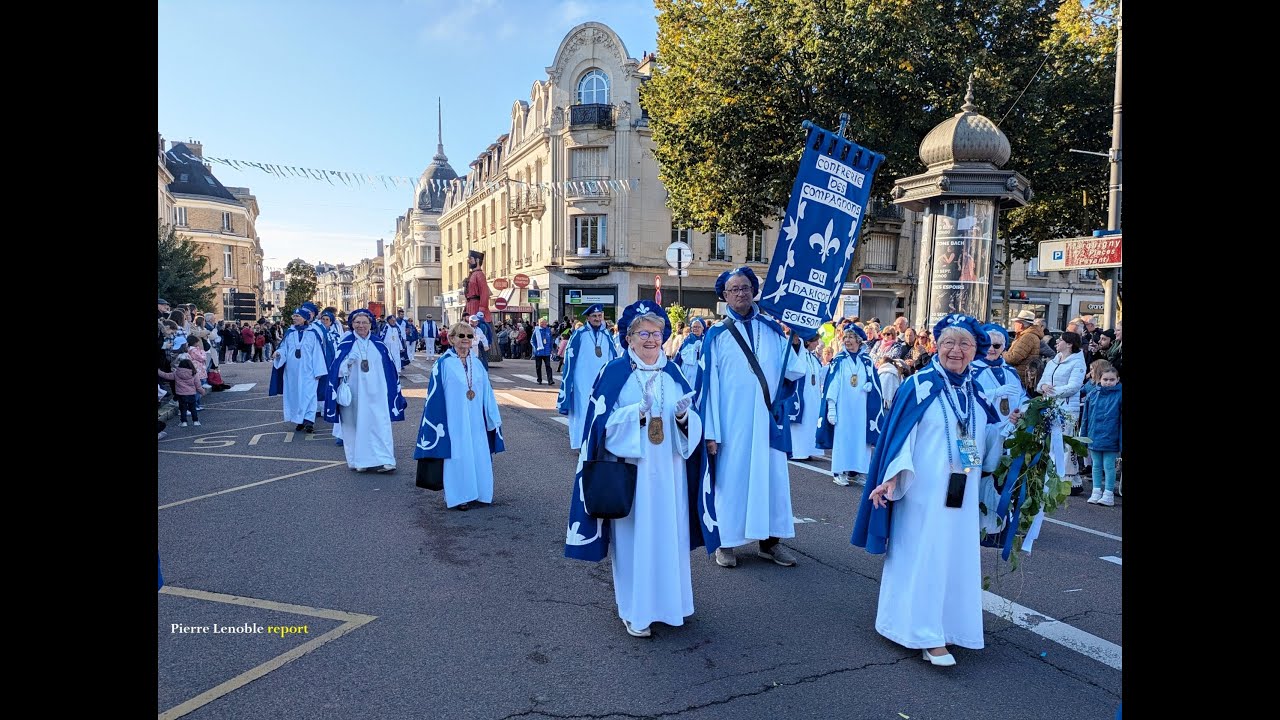La Parade Clovis illumine le 10ème anniversaire de la Fête du Haricot Pierre Lenoble report.