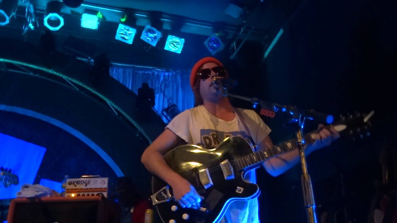Dr. Dog - Mystery to Me (Live)
