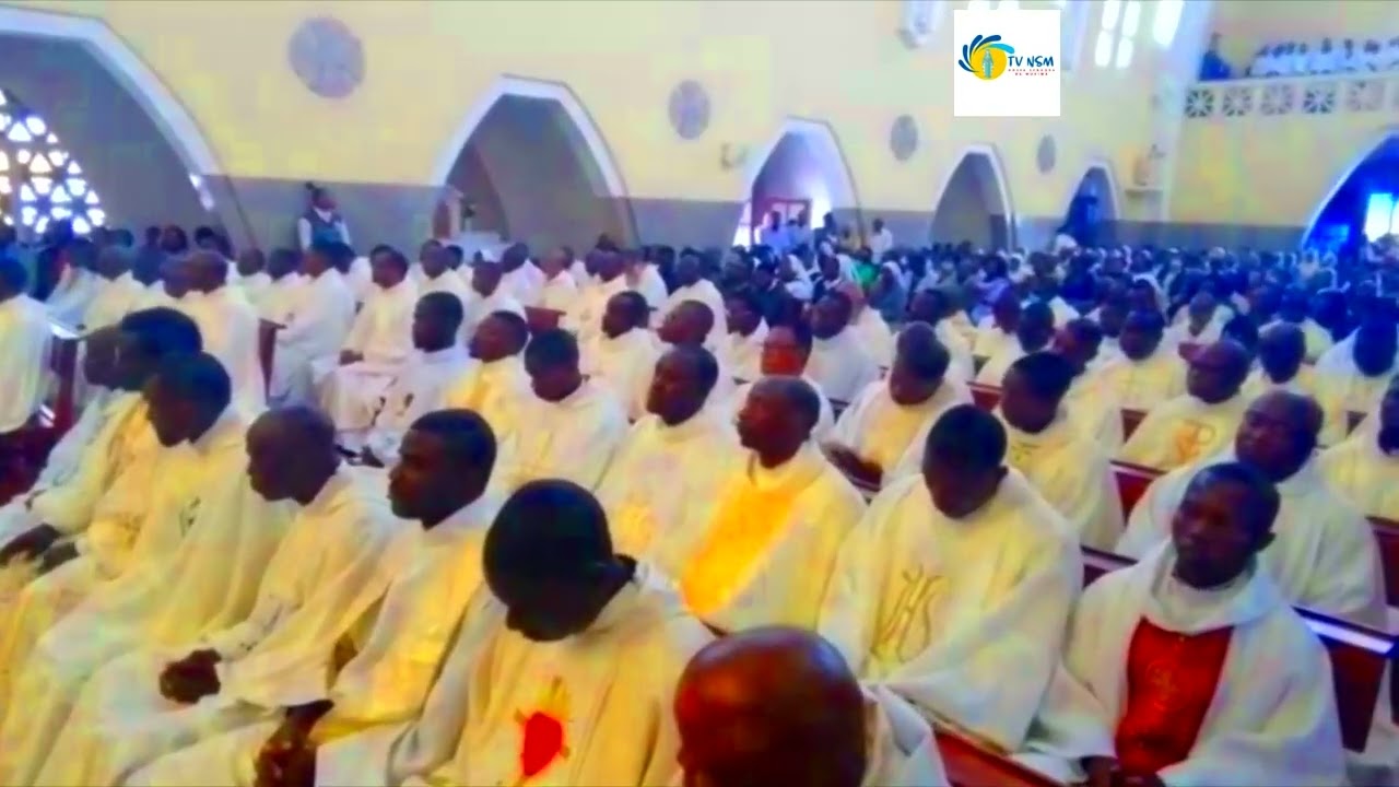 Missa Crismal na Sé Catedral do Lubango | 05 Abril 2023 | Arquidiocese do Lubango
