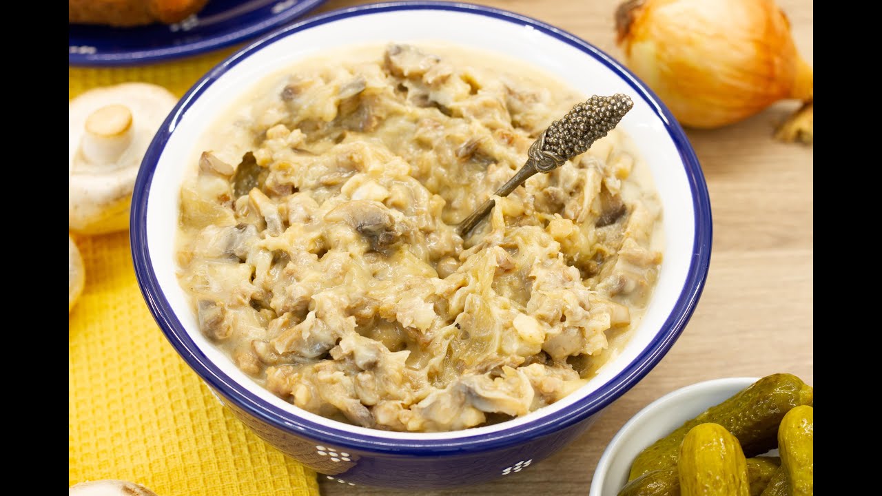 Simple Polish lard spread (smalec) with meat and mushrooms. Delicious with bread and pickles. #food