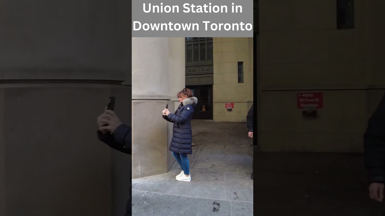 Exploring Toronto's Union Station - A Virtual Tour of the city's Transportation Hub 