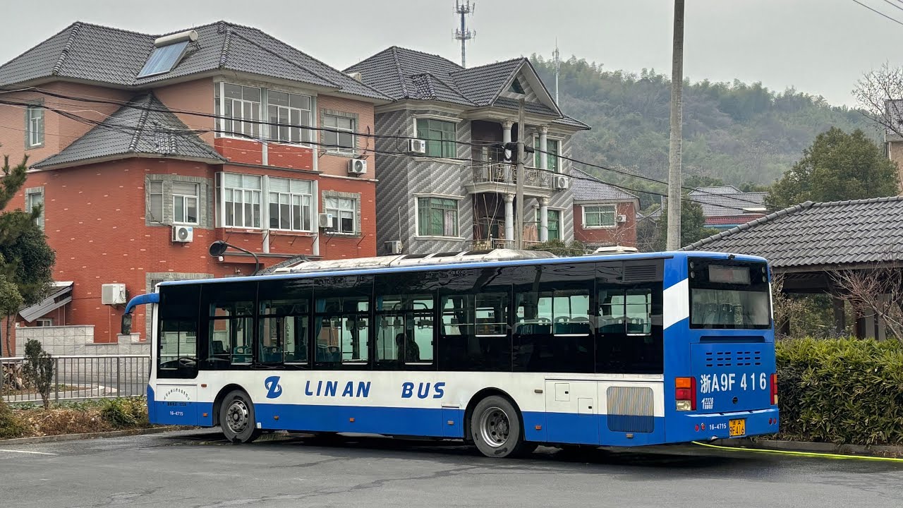 The last diesel buses: part 1 - Hangzhou, China route 635 bus POV