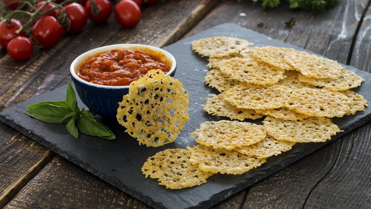 Parmesan Crisps with Marinara Sauce Recipe