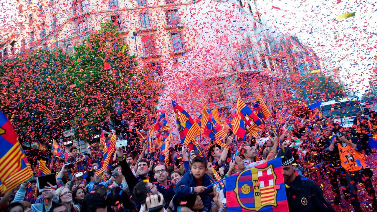 FC Barcelona - Rua i festa dels campions 2015
