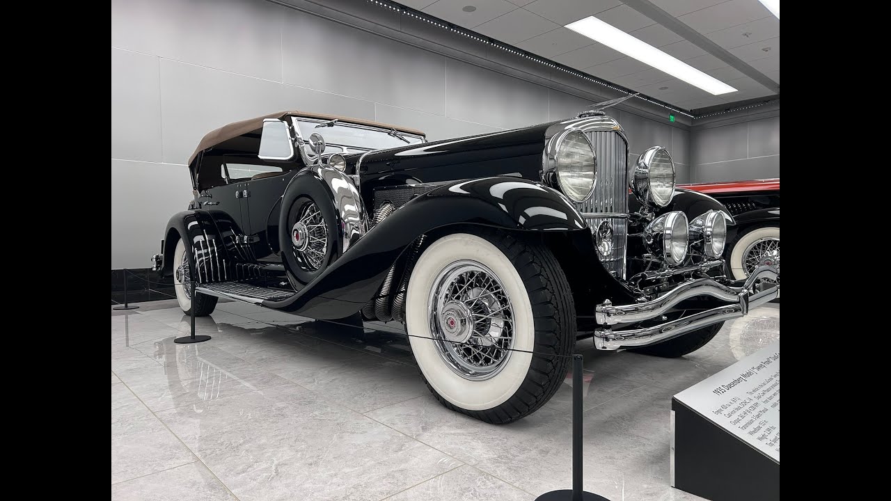 “Inspiration for My Car Paintings – Exploring the Savoy Automotive Museum”