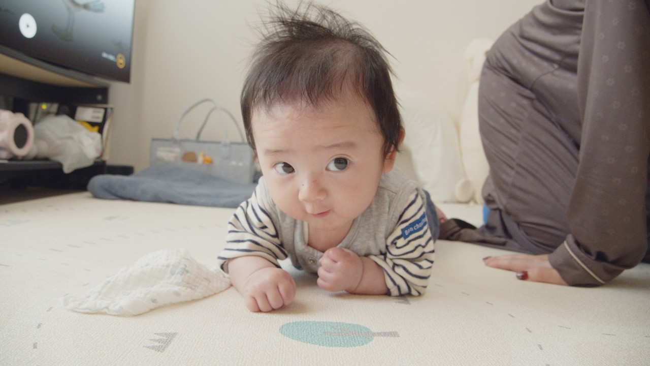 【飛び級！？】生後3か月の赤ちゃんがタミータイムでまさかの！？