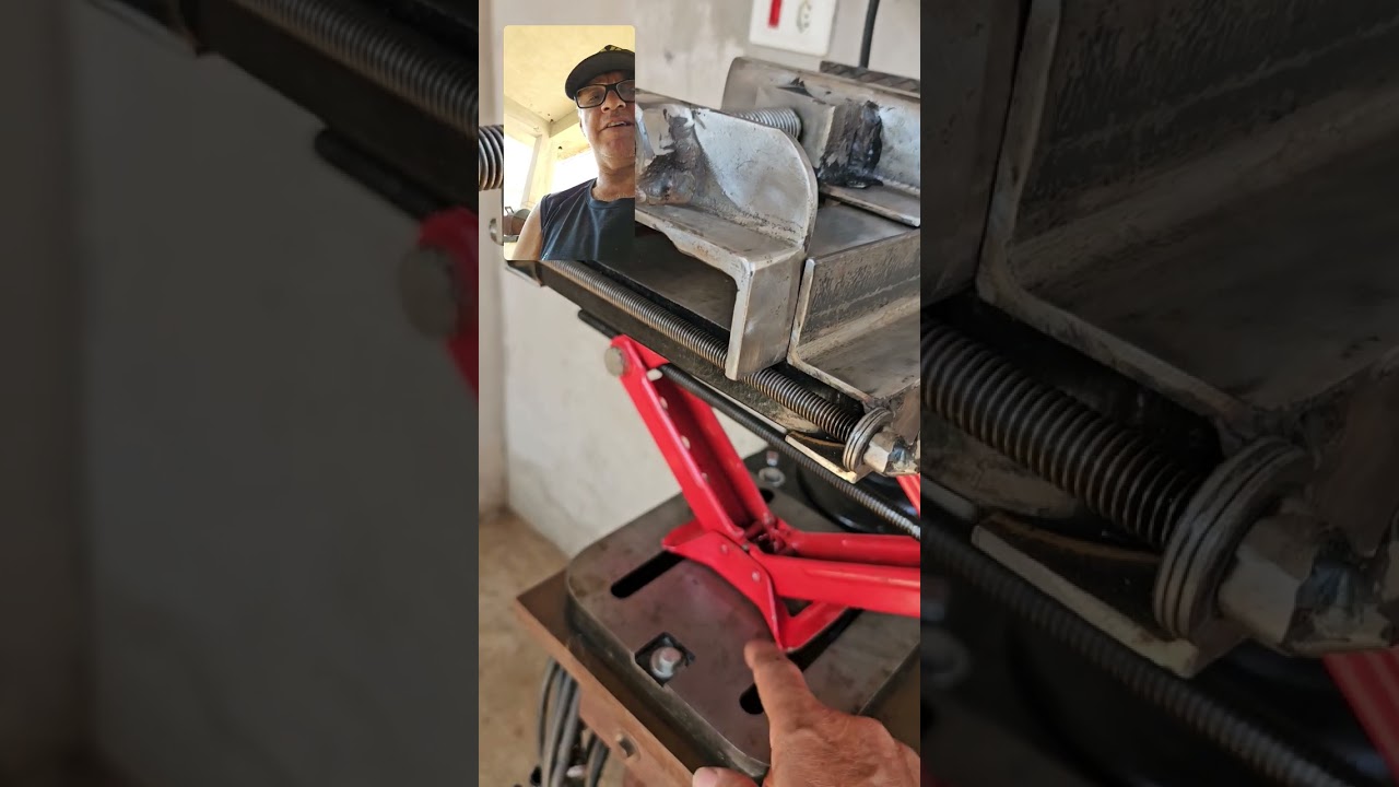 Subir e descer a mesa da furadeira de bancada com macaco safona  !!!