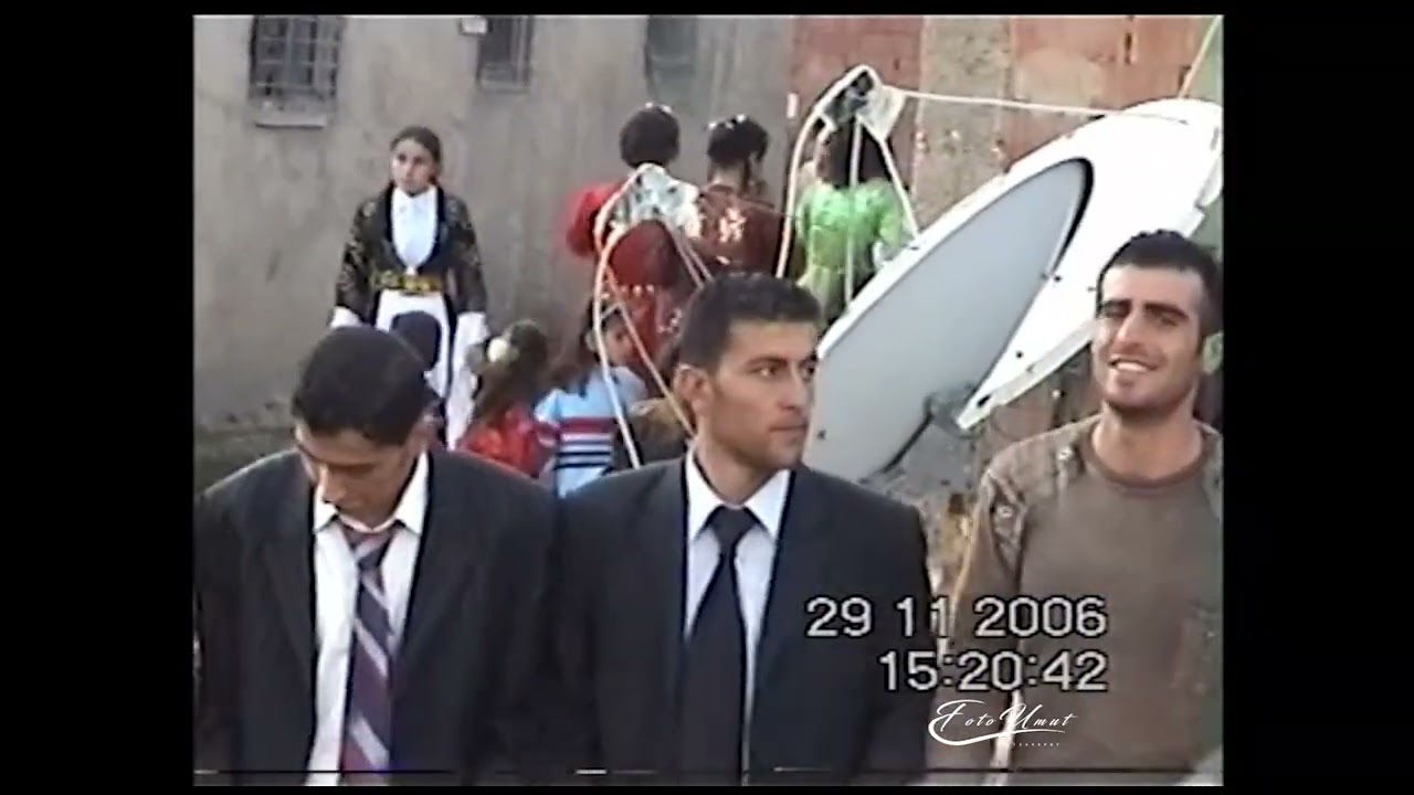 ÖZKAN - NAZLI DÜĞÜNÜ PART-2 (FOTO UMUT) 2006 HİLAL DÜĞÜNÜ