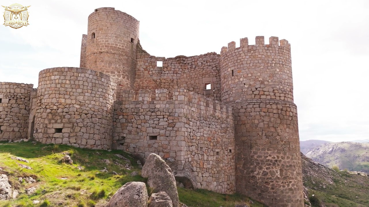 CASTILLO de MANQUEOSPESE