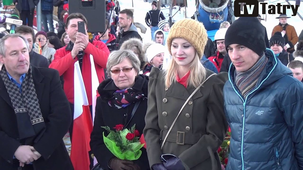 Mistrz Kamil Stoch wrócił do rodzinnego Zębu