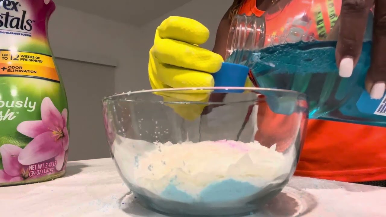 oddly satisfying making laundry paste