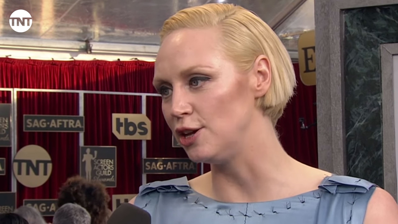Gwendoline Christie I SAG Awards Red Carpet 2016 I TNT