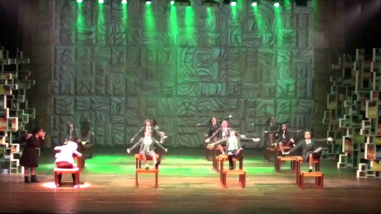 Bruce - Musical Matilda - Vera Passos