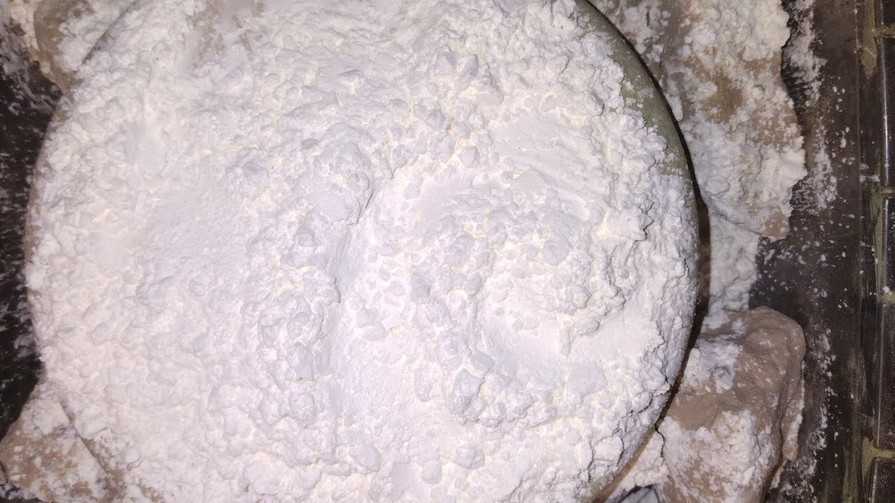 Powdered baking soda crunch
