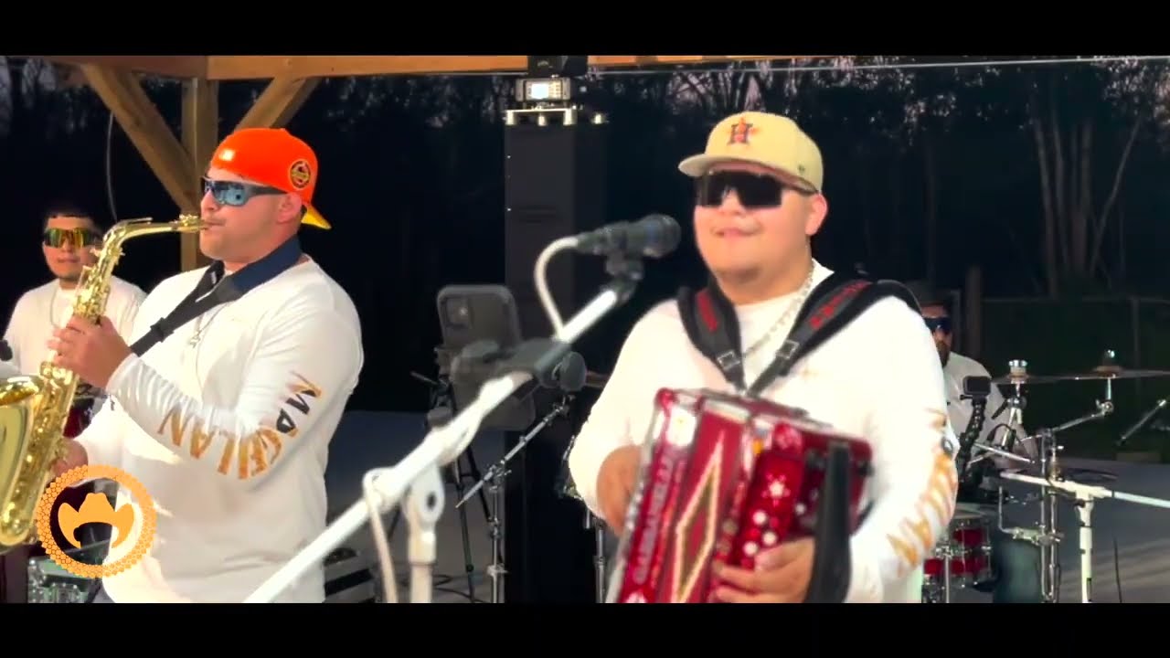 Vestido Negro Y La Catrina - REAFINADO (EN VIVO)