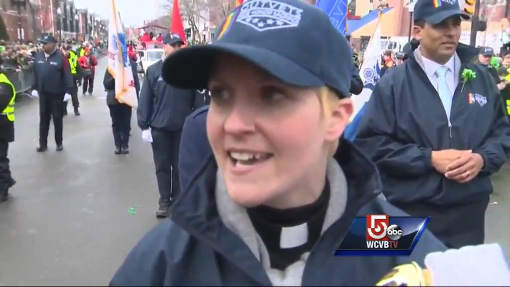 Gay groups march at last in St. Patrick's Day parade