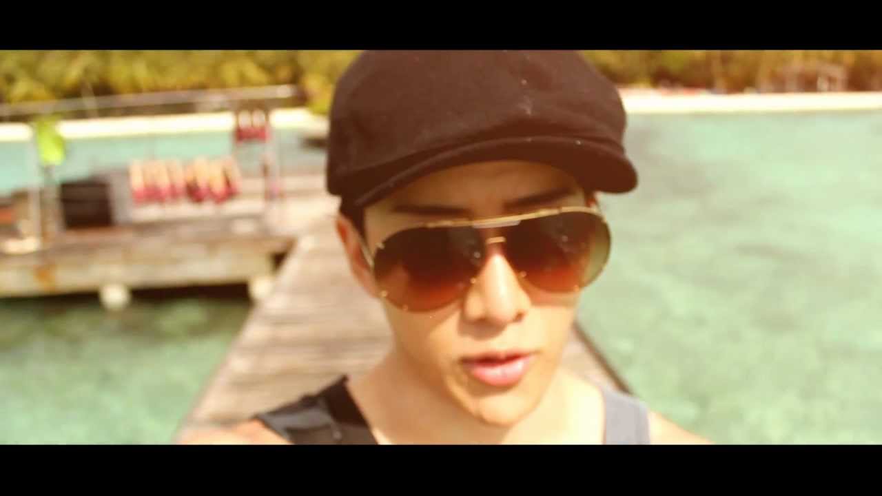 M1KEANGELO in Maldives