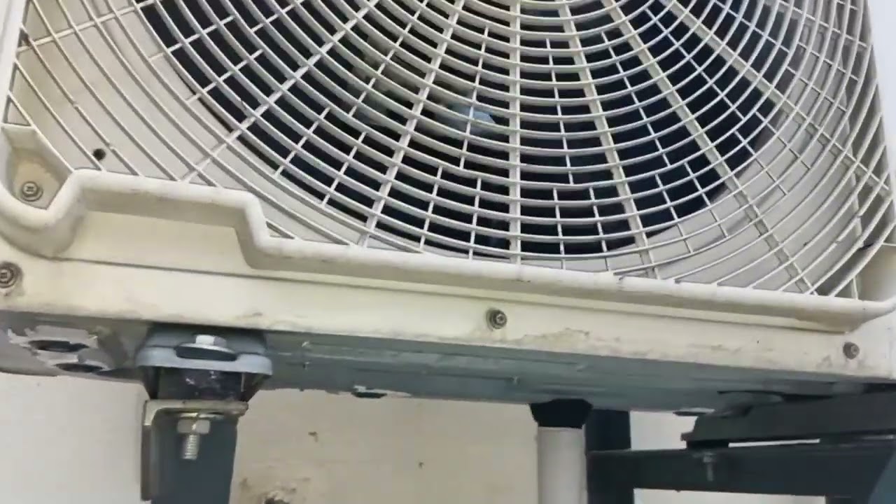In vizita la o pompa de caldura Hitachi de 24Kw